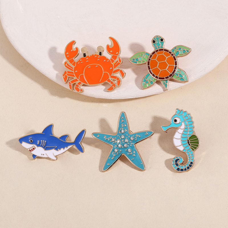 Turtle and Shark Brooch, Underwater World Badge, Cartoon Pin Buckle, Crab, Seahorse, Personalized Student Backpack Accessory