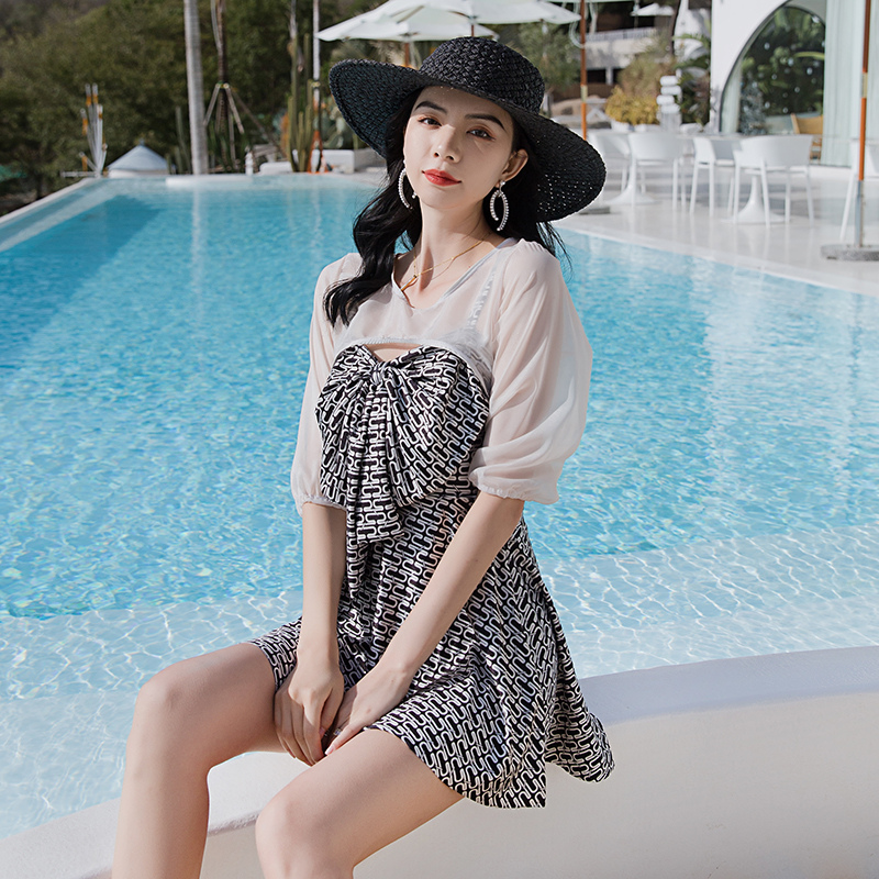 in2021 swimsuit new girl two-piece three-piece swimsuit covers the belly and shows thin bow double shoulder strap sleeve blouse