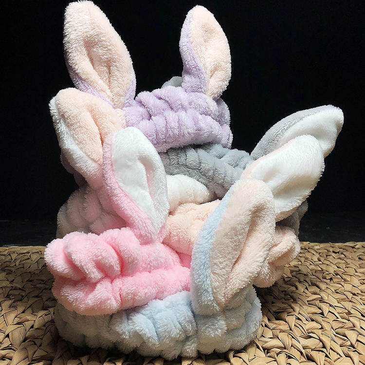 (It's very practical) (Girls, this one is to stay) (not T-shirt)