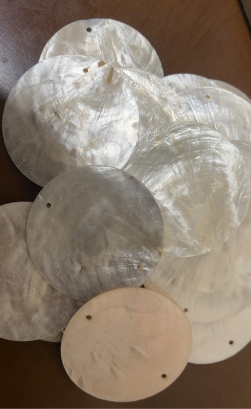 Natural Golden Shell Discs, Popular Online, ins Mother-Of-Pearl Mirror Shell Decorative Pieces for Lighting, 5cm Discs for Decoration