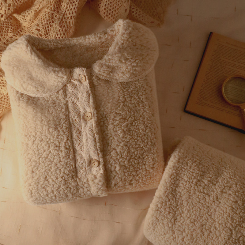 Xiaoxiangfeng~Home Daily coral fleece pajamas women's autumn and winter bubble fleece retro lace student suit