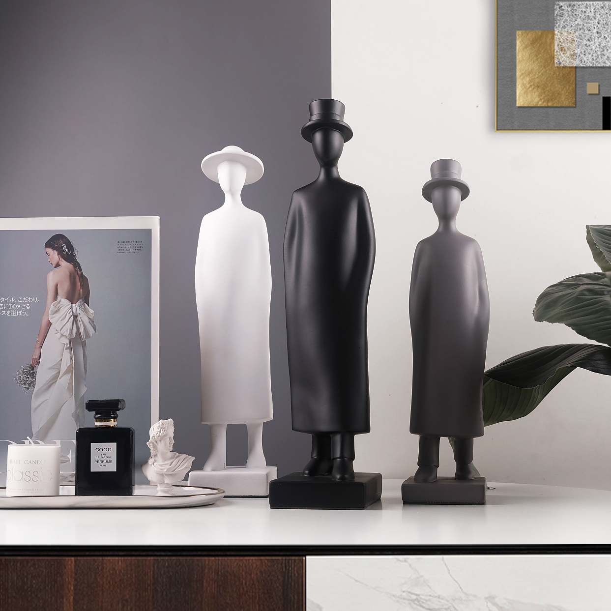 Walker creative decoration small ornaments Nordic home room decoration modern light luxury wine cabinet craft gift decoration