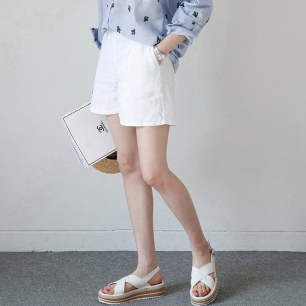 Pregnant woman shorts for summer outside wearing loose cotton linen black and white color pregnant woman wide leg pants child care inner lap pants hot pants summer dress
