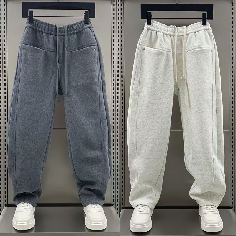 American-Style Curved-Leg Pants for Men, New Autumn and Winter Casual Pants, Trendy Men's Straight-Leg Pants, Fleece-Lined Solid Color Sports Sweatpants American-Style Curved-Leg Pants for Men, New Autumn and Winter Casual Pants, Trendy Men's Straight-Leg Pants, Fleece-Lined Solid Color Sports Sweatpants