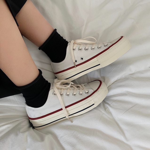 Xu Liumang ຮຸ່ນພາສາເກົາຫຼີຂອງ ulzzang versatile thick-soled Harajuku heightening canvas shoes 1970s university Hong Kong style shoes white shoes