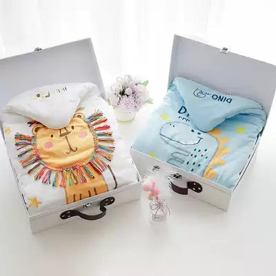Newborn baby gift baby bag is newborn supplies gift box set cover blanket spring and autumn out warm quilt gift