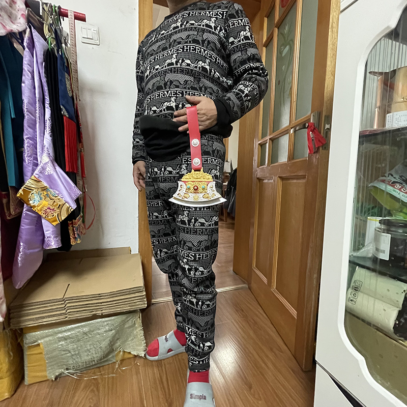 Tibetan men's special robe to hide adult fire sickle hanger wearing lumbar hide and dance national dance men's clothing accessories