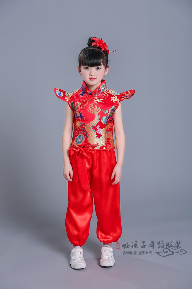 Biểu diễn võ thuật của trẻ em, quần áo lễ hội, nút thắt Trung Quốc, bài hát, trống trẻ em, cửa mở, trang phục múa đỏ đồ bộ cho be gái 12 tuổi