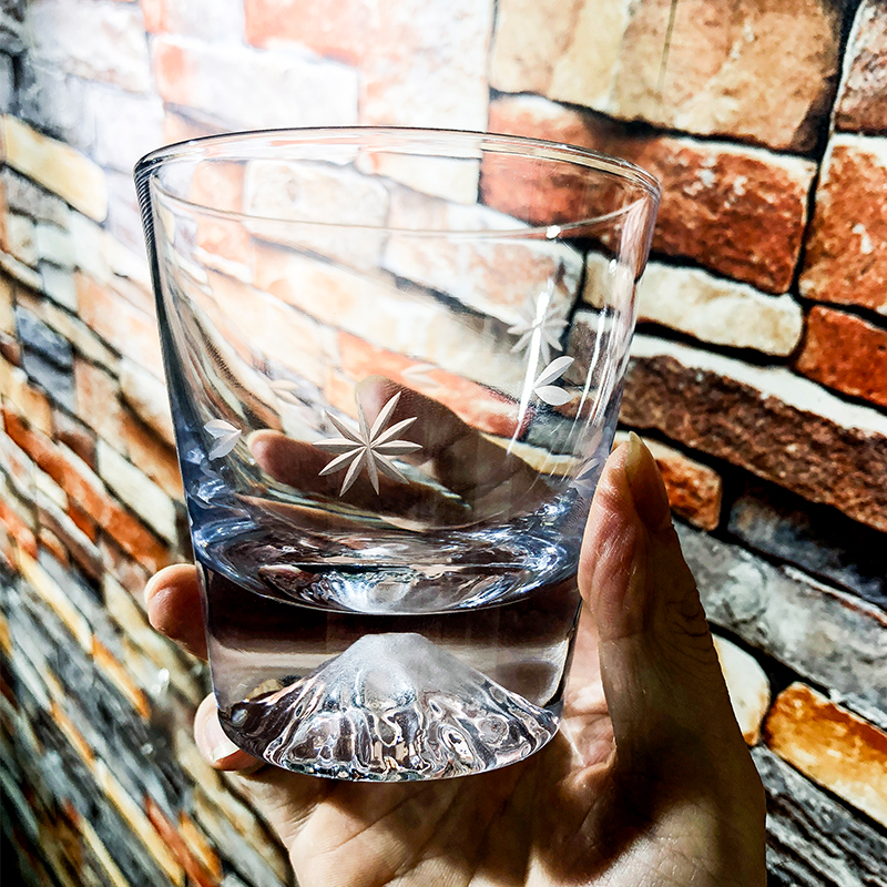 Creative thickening whiskey glass carved glass household beer glass Japanese Fuji glass cherry blossom glass