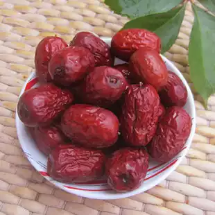 Xinjiang gray jujube desert Ruoqiang jujube healthy delicious dried fruit meat sweet
