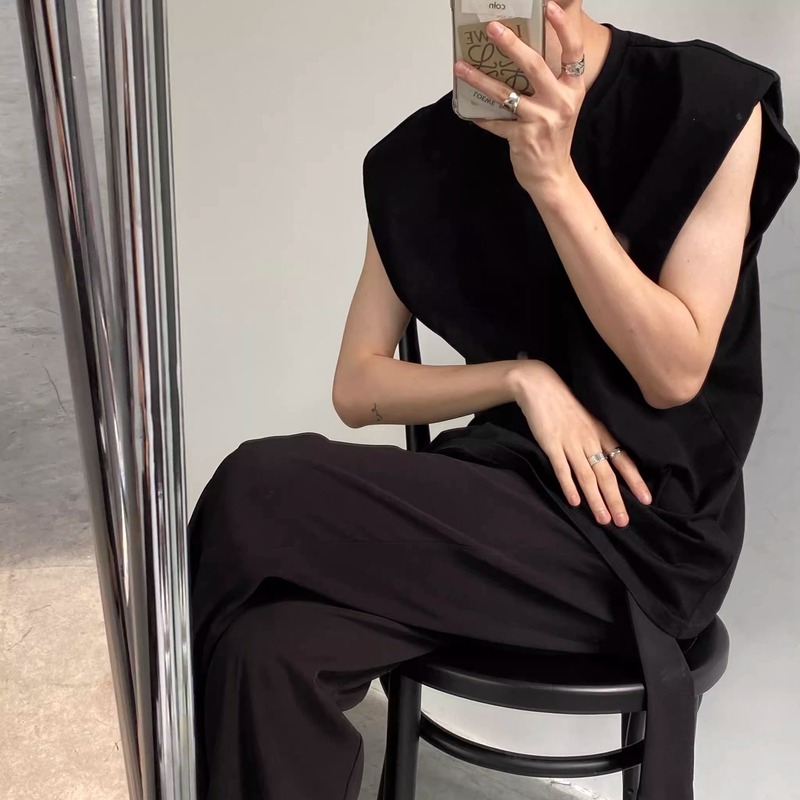 High-End Shoulder-Padded Vest for Men, Summer Korean Style Trendy Niche Design, Loose Sleeveless T-Shirt Base Layer