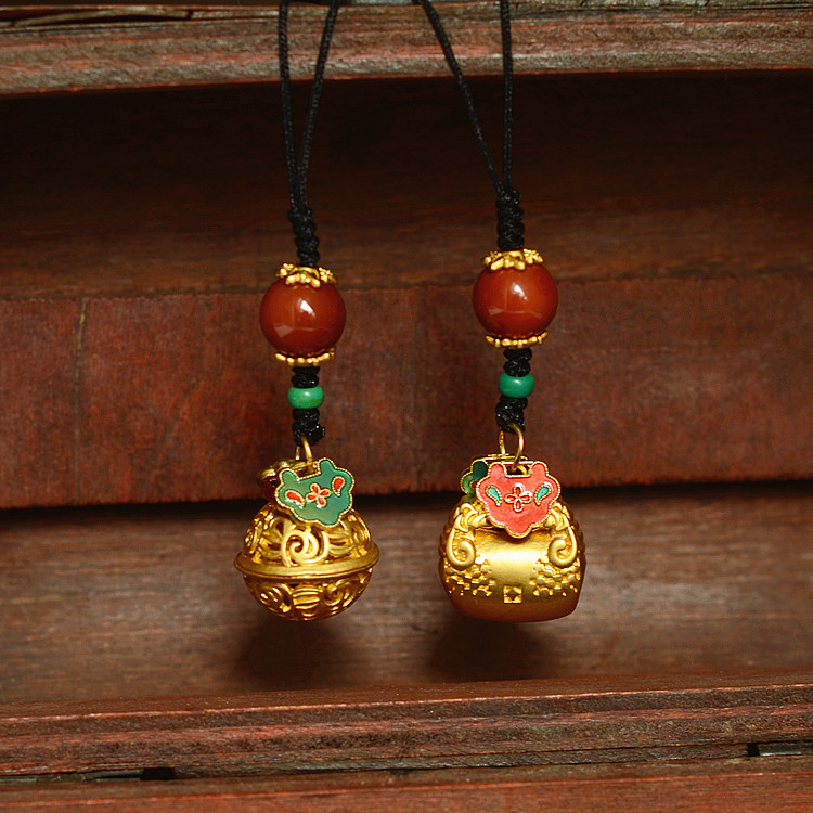 Mobile phone hanging female mobile phone chain mobile phone rope personality hanging hanging piece Chinese wind pendant short anti-loss rope