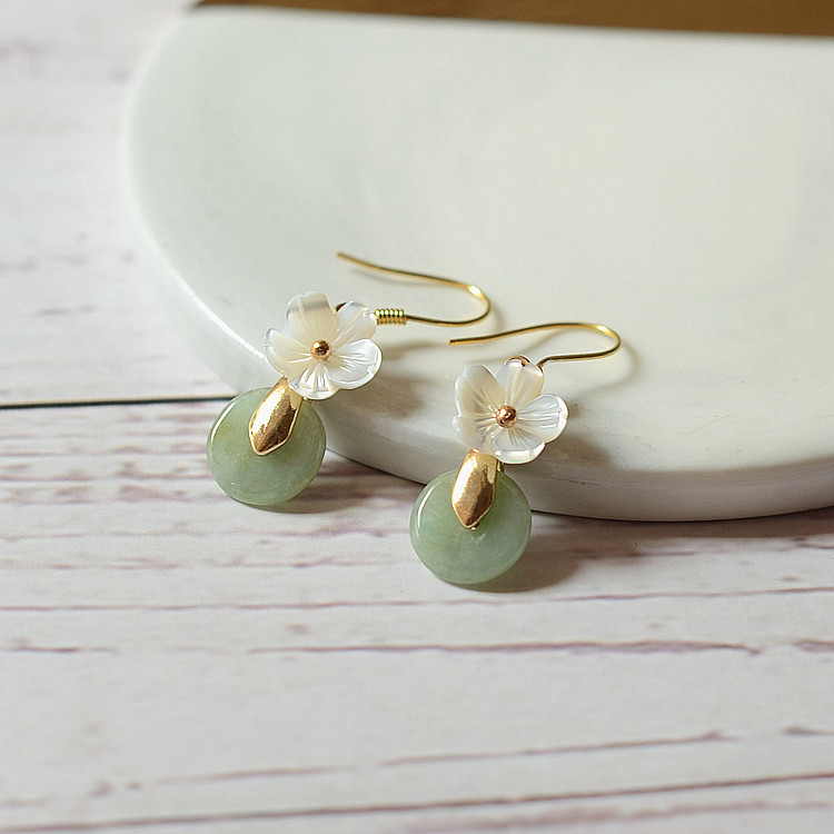 925 sterling silver hypoallergenic pearl earrings women's high-end earrings net red temperament round face earrings 2020 trendy