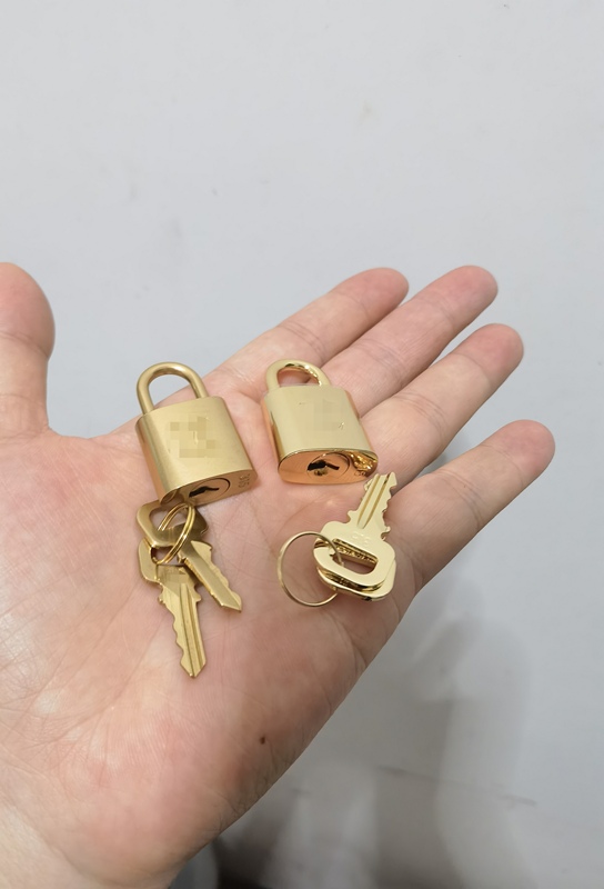 Professional Repair of Lv Lock Replacement, Small Lock for Women's Bags, Pendant for Men's Bags