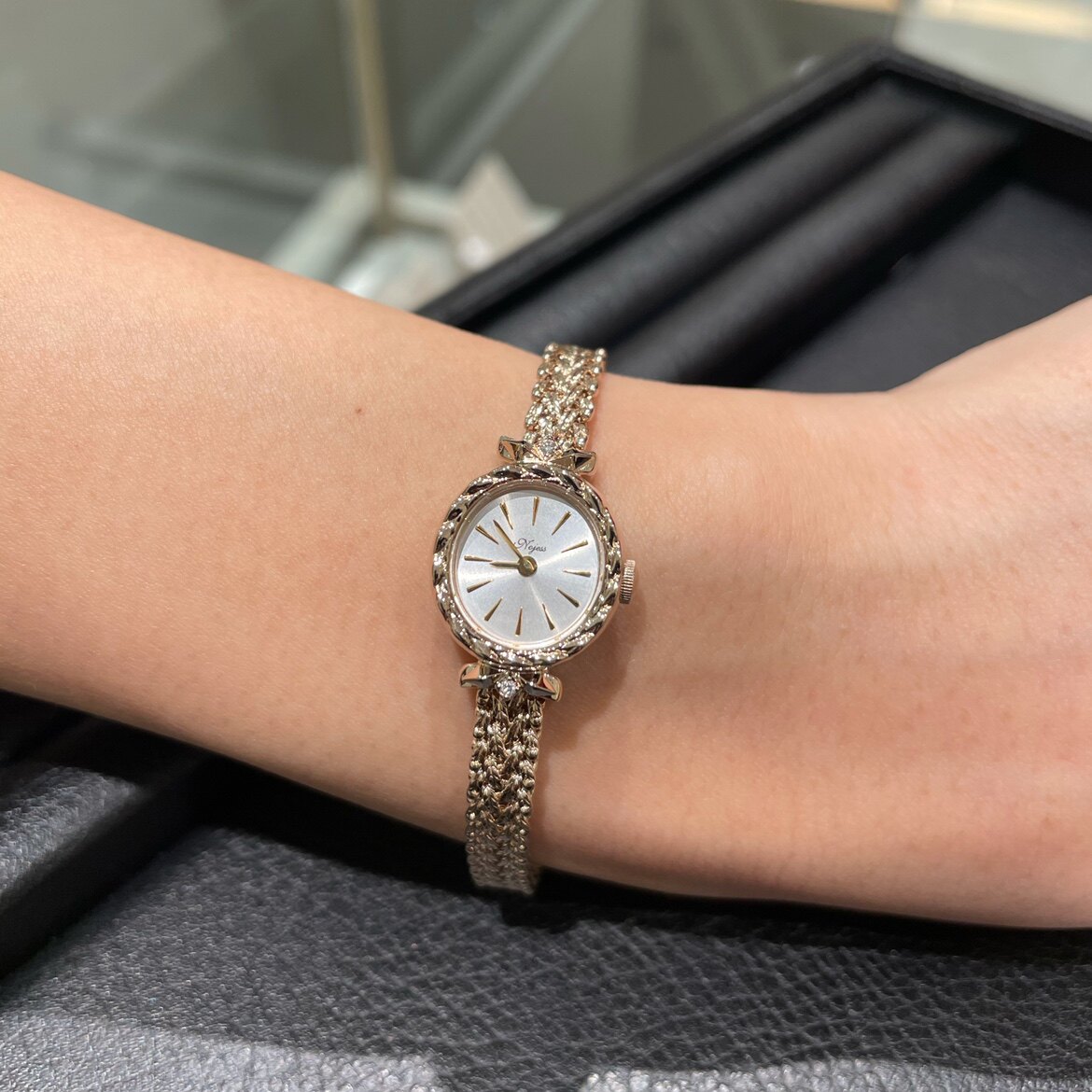 Japan Nojess watches sentiment multilateral square text disc Removable meter with diamond white butterfly