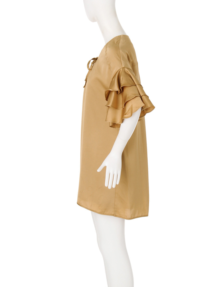 17 mùa thu và mùa đông gốc Tháng Mười sản phẩm mới EM0DA tầng xù trumpet tay áo với bướm silk satin dress váy nhung đẹp