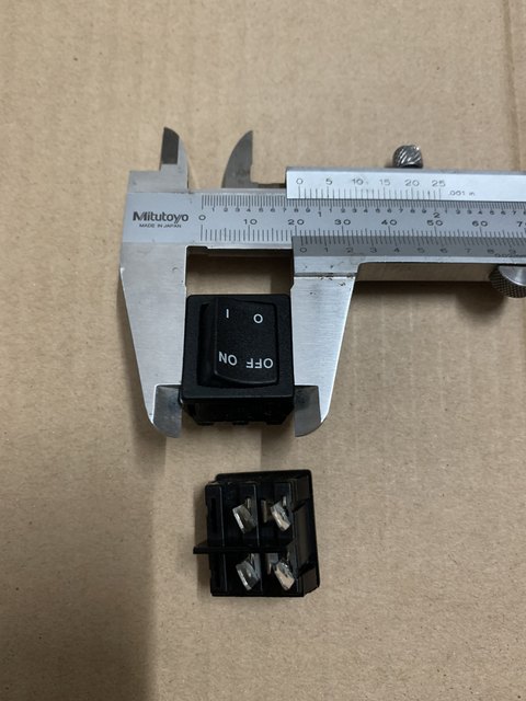 British Arcolectric 8650Vb 4-Pin 2-Position Rocker Switch 10A250Vac Gold-Plated Contacts Brand New