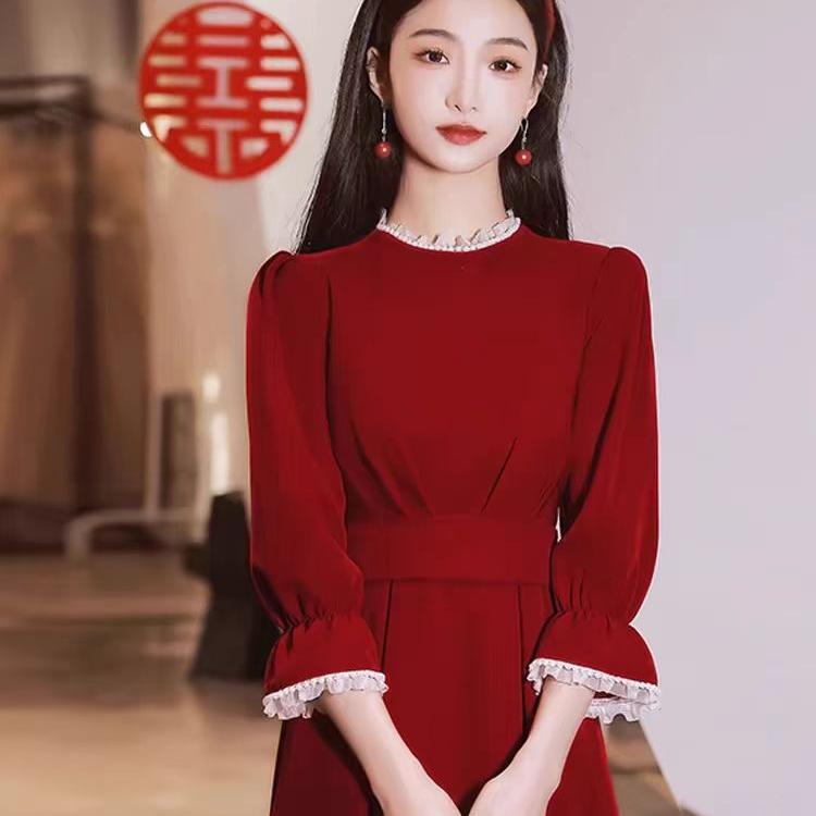 Bridal Toast Dress 2026 Model, Round Neck, Burgundy Engagement Dress, Long Sleeves, Can Be Worn Casually, High-End and Slimming