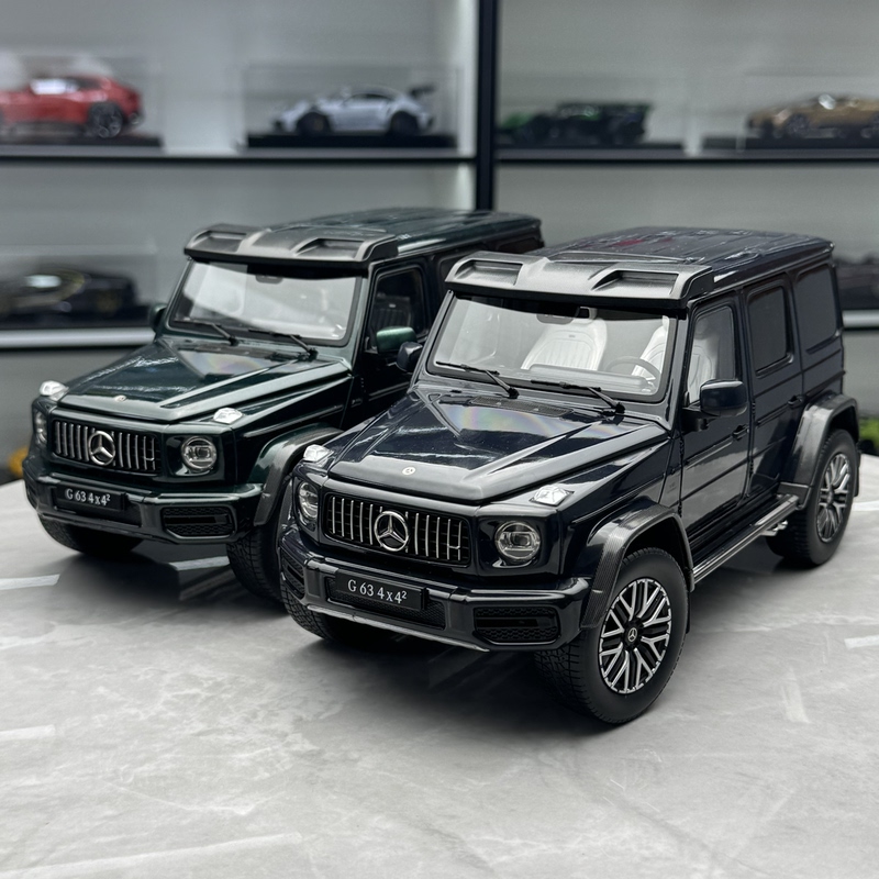 Iscale 1:18 Mercedes-Benz - Amg G63 4×4² Alloy Car Model Collection Iscale 1:18 Mercedes-Benz - Amg G63 4×4² Alloy Car Model Collection