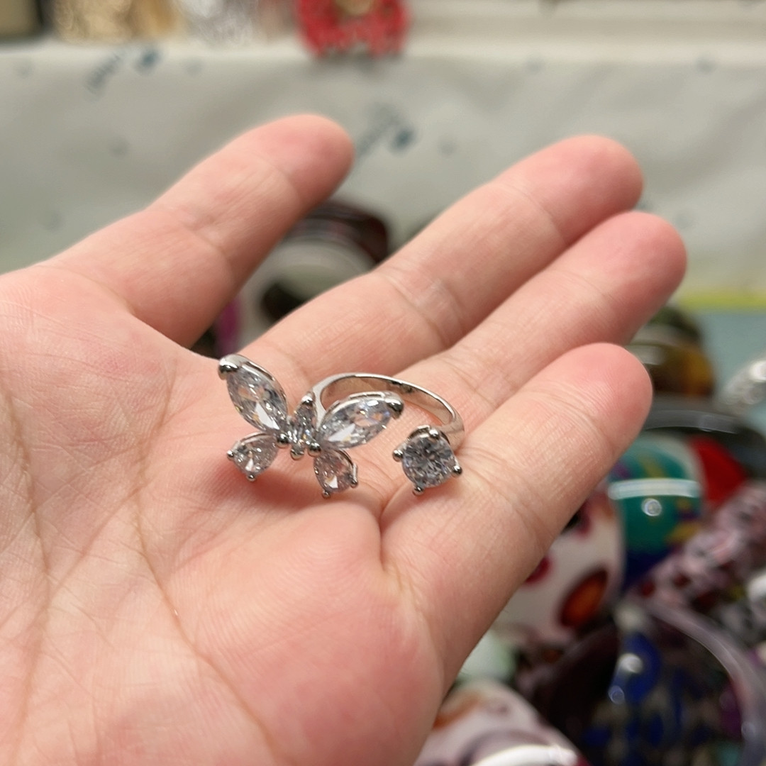 Copper zirconia ring