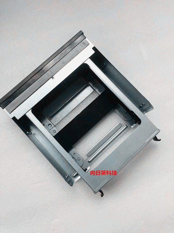 HP Z420 Z620 Z620 Z440 Z440 Z840 Z840 CD driver position 3 5 inch hard disc shelf 3 5 turns 2 5