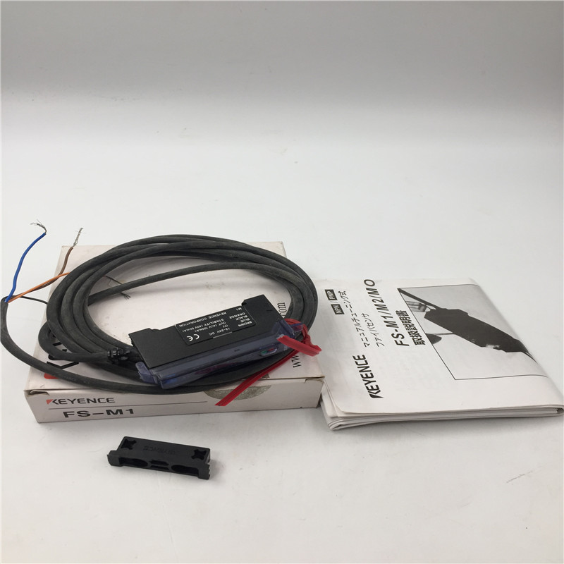 KEYENCE Kienz optical fiber amplifier FS-M1 Real beat spot shell broken