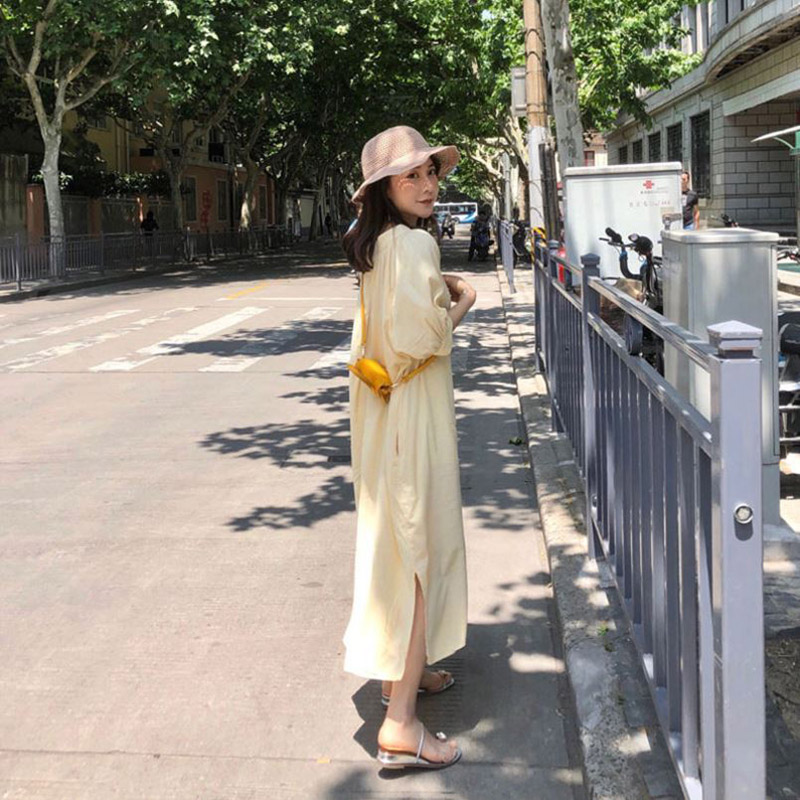 2022 New SISTER LIGHT Light Cooked Wind Design Sensation Little Crowdsourced Salt salable Street Shirt Skirt Woman Summer