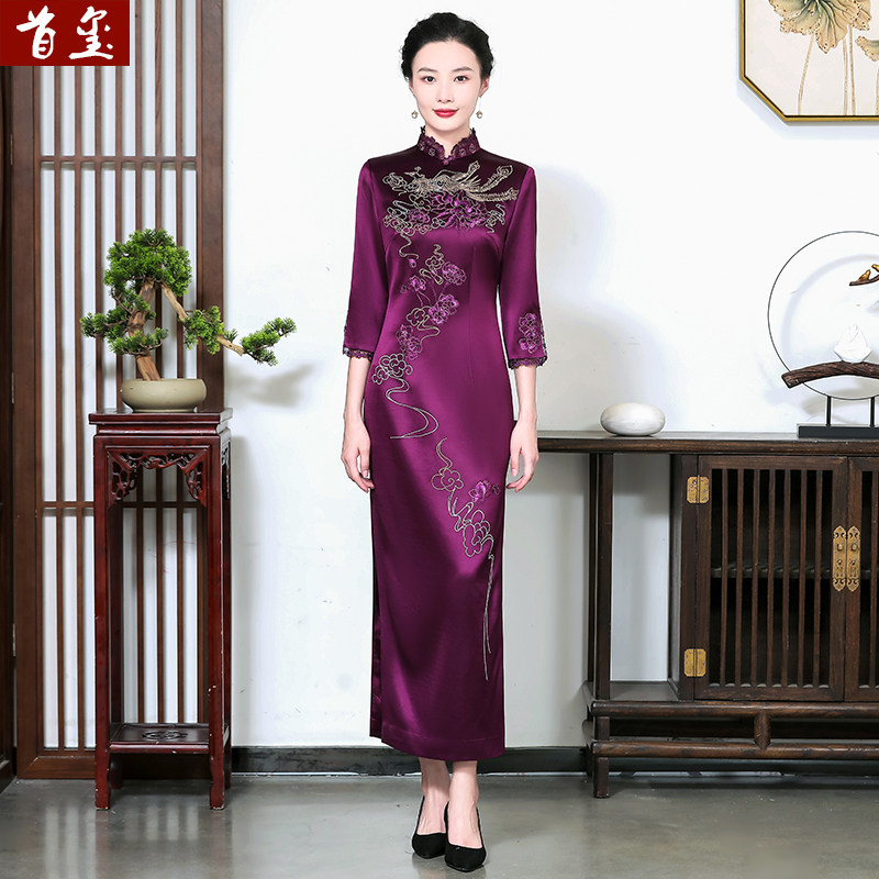 Qipao 2021 new embroidered long seven-quarter sleeve elegant hi mother-in-law qipao noble wedding improved cheongsam skirt