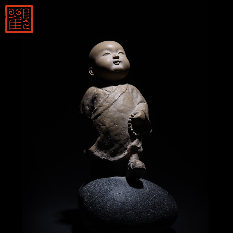 Guanfu Museum Lin Zhaofa Pure little Monk stone sculpture ornaments Taiwan Iron Pill Stone collection of handicrafts