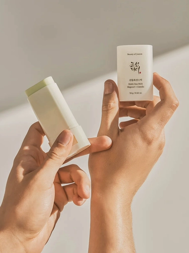 Красота Чосеона Северокорейская красота Матте солнцезащитный крем Род Амаза Маунтин Камелия Крем освежает и увлажняет рисовый крем