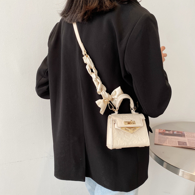 今年流行迷你小包女2021新款潮时尚夏季斜挎凯莉包百搭洋气单肩包