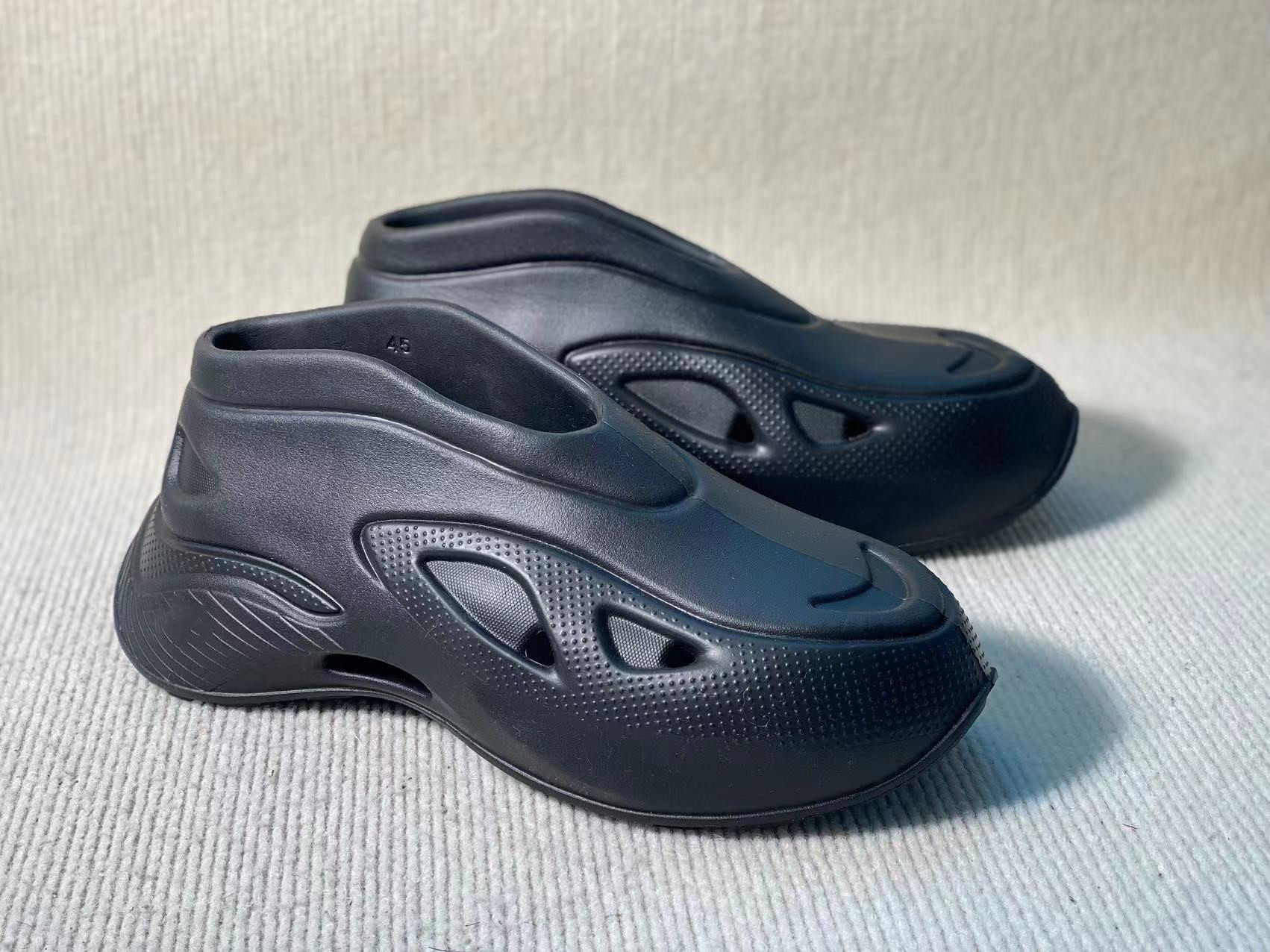 追鹊AXEL潮奢洞洞鞋：夏日时尚新宠，让你走路都带风！-其他户外鞋-淘宝好物网