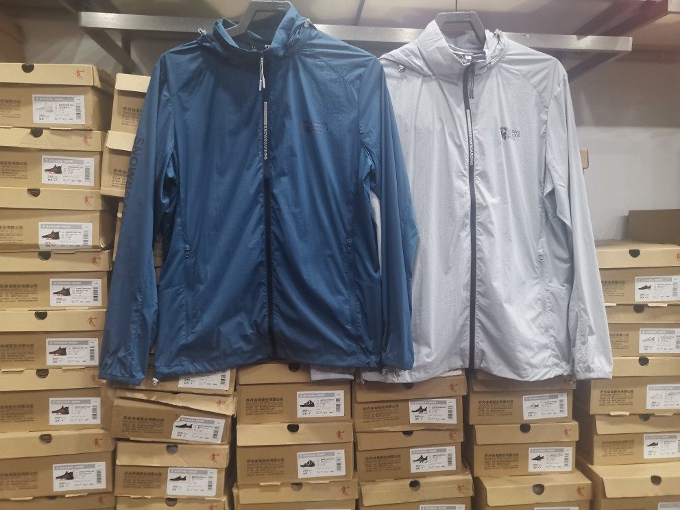 Jordan 2021 summer new hooded light and thin woven windbreaker sunscreen clothing men's FFD33211411 new product