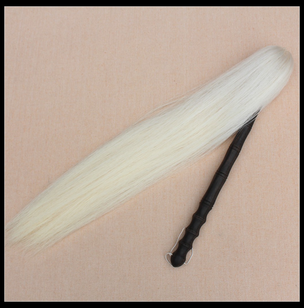 (The town's treasure) The new high-end Tai Chi is dusty with dusty Wumu handle male and tail pure white