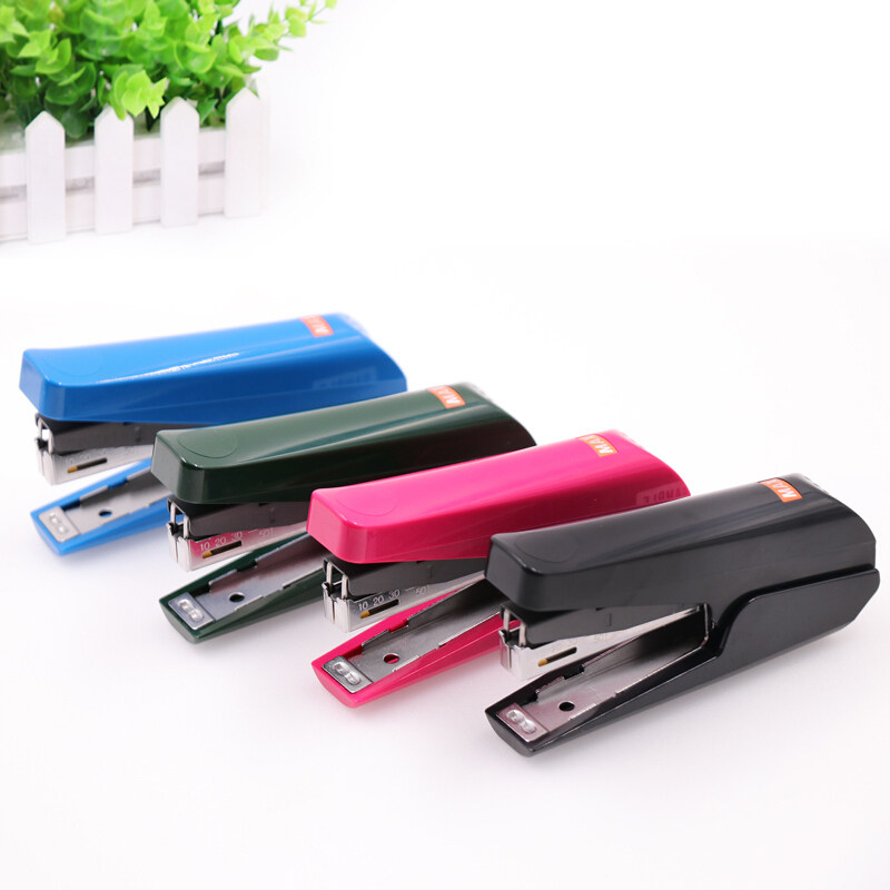 Japan MAX (MAX)labor-saving standard stapler Student office Small stapler with nail set HD-10TL Original import
