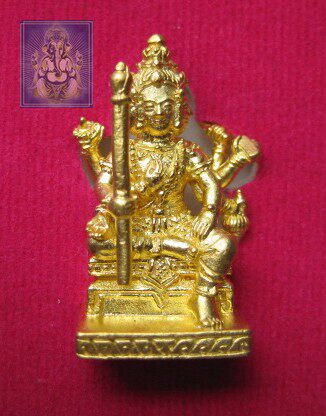 Thailand's Buddhist card: Wadang Buddhist temple Buddhist calendar on four sides of the Buddha golden section 2556