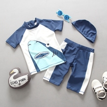  2018 new childrens swimsuit cartoon shark split short-sleeved baby swimsuit childrens beach temperature