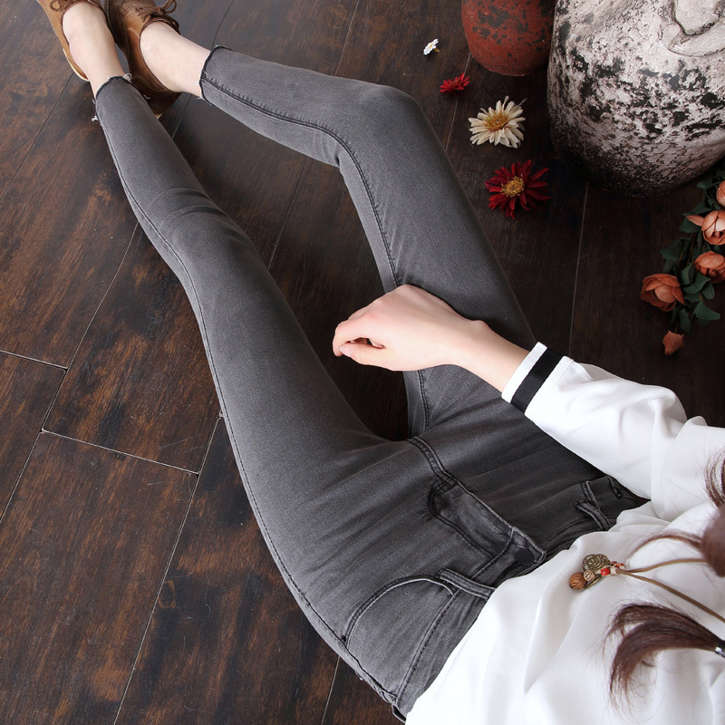 2026 New Style Smoky Gray High-Waisted Cropped Jeans for Women, Spring and Summer New Slim-Fit Stretchy Frayed Hem Skinny Pencil Pants