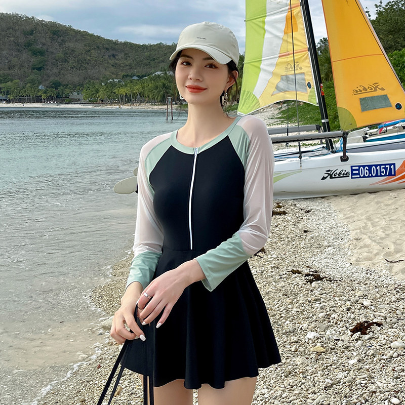 Swimsuit women's summer one-piece flat angle conservative short-sleeved skirt to cover the belly and show thin new Korean ins hot spring bathing suit