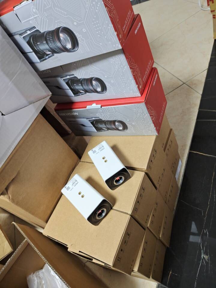 Sea Conway sees DS-2CD2810F internet camera orange 99 dress a few days back for secondhand