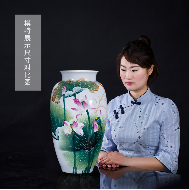 Jingdezhen ceramics of large vases, famous master hand made lotus place, a large sitting room porch decoration