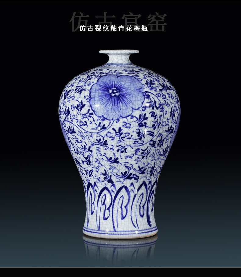 Jingdezhen ceramics pomegranate bottles of hand draw archaize up furnishing articles of Chinese blue and white porcelain vases, flower arrangement sitting room adornment