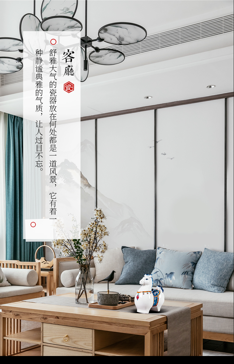 Jingdezhen ceramic white porcelain furnishing articles about horse sitting room of Chinese style household act the role ofing is tasted the study decorate creative handicraft decoration