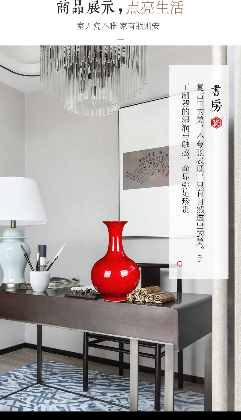 Jingdezhen ceramics, vases, flower arranging is modern Chinese creative fashion home decoration sitting room place red