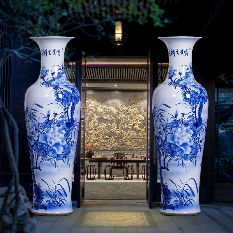 Jingdezhen ceramic hand-painted blue and white porcelain floor-to-ceiling large vase arrangement new Chinese living room decoration ornaments large extra large