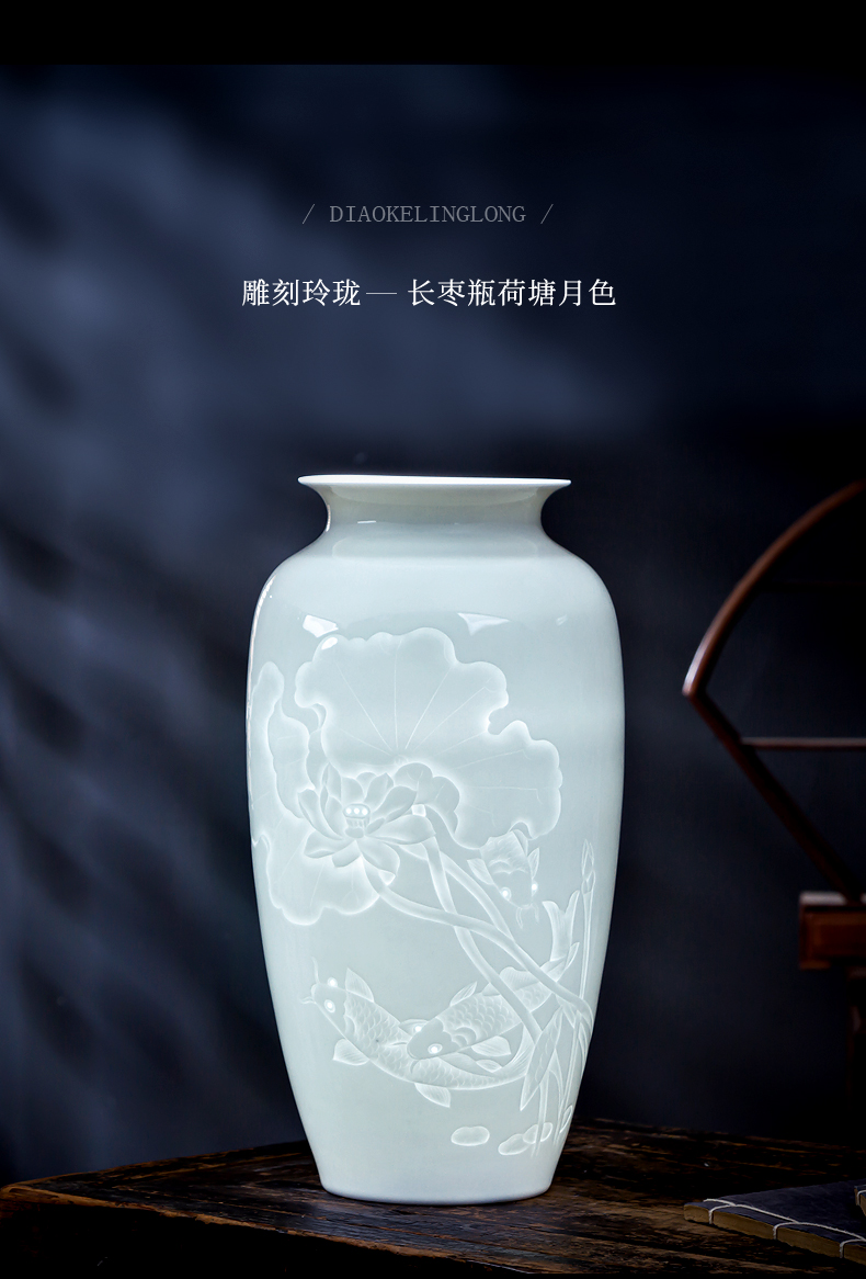 Jingdezhen new Chinese hand made exquisite thin knife clay ceramic vases, rich ancient frame lotus sitting room adornment is placed