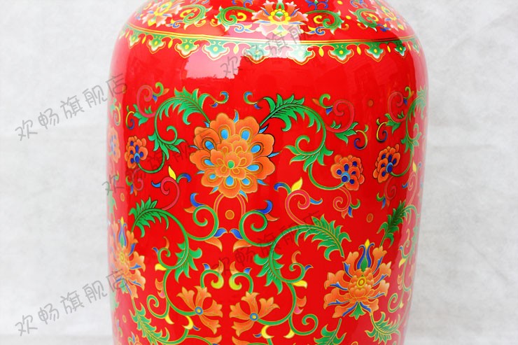 Jingdezhen ceramics China red vase furnishing articles household act the role ofing is tasted Chinese style porch decoration process large living room