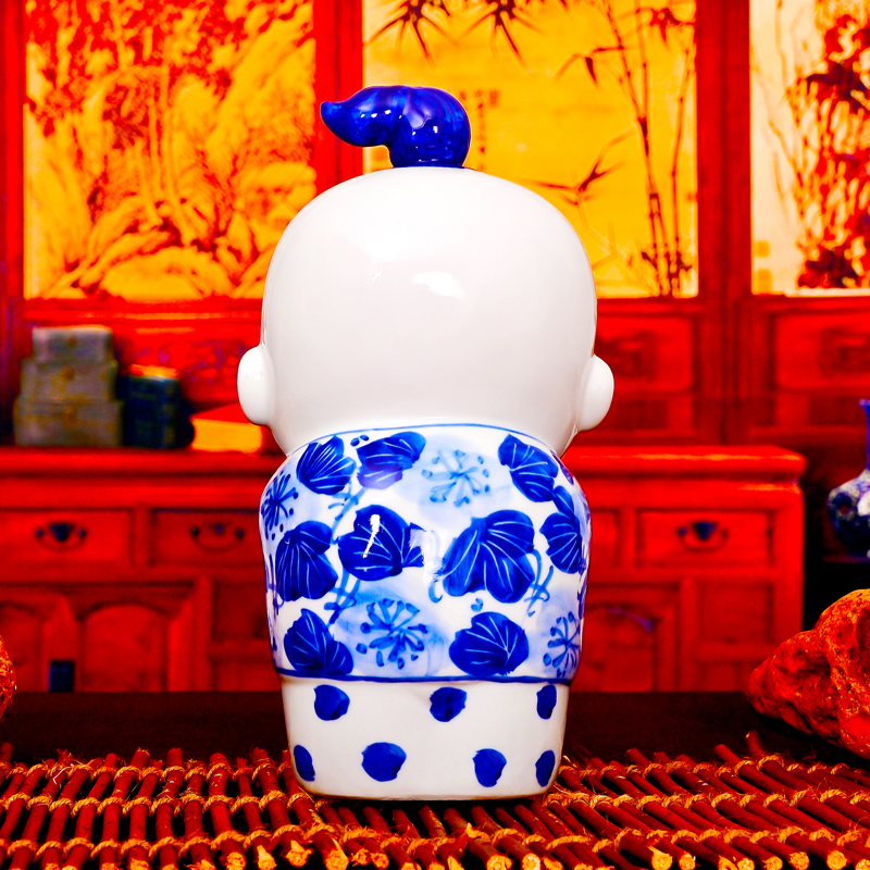 Jingdezhen ceramic handicraft gift gift blue and white porcelain doll sitting room of Chinese style household furnishing articles sz014