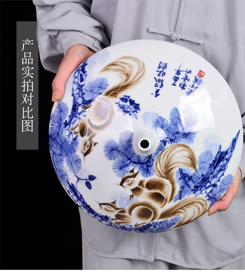 Famous master of jingdezhen ceramics hand - made gold rat blue and white porcelain vase prosperous wealth sitting room adornment handicraft furnishing articles