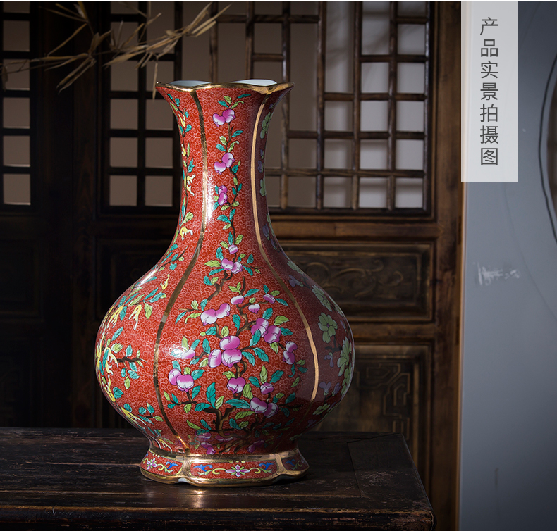 Jingdezhen ceramics imitation the qing qianlong pastel vases, flower arranging antique Chinese rich ancient frame sitting room adornment is placed